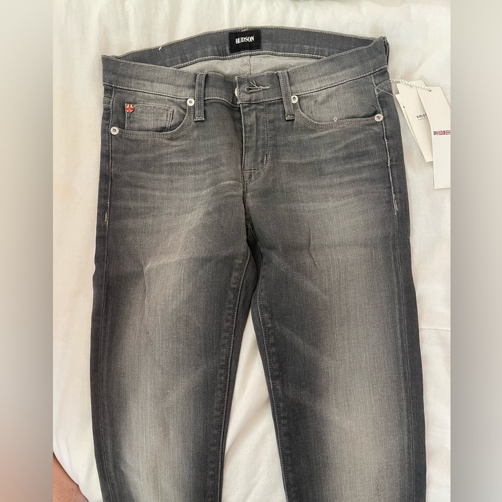 Hudson Skinny Jeans Grey Washed size 26